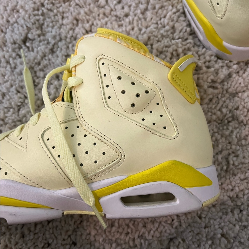 Jordan retro 6 citron size 6Y - Picture 6 of 9